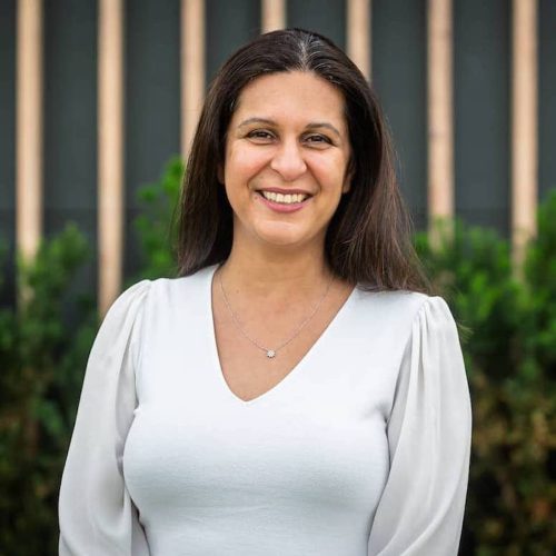 Dr. Fariba Radmard Dr. Fariba Radmard